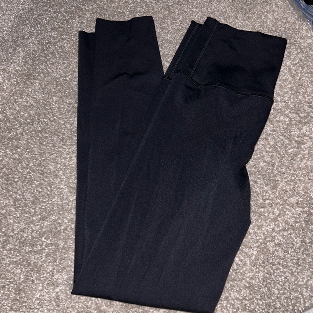 Arie 7/8 black leggings size m. Women’s